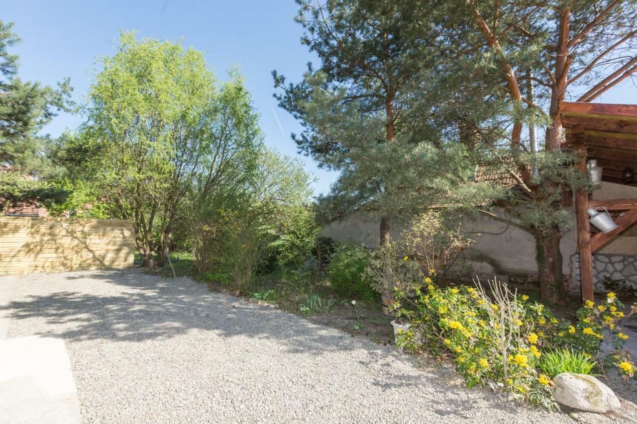 Hotel Gádoros Vendégház Egerszalók Esterno foto